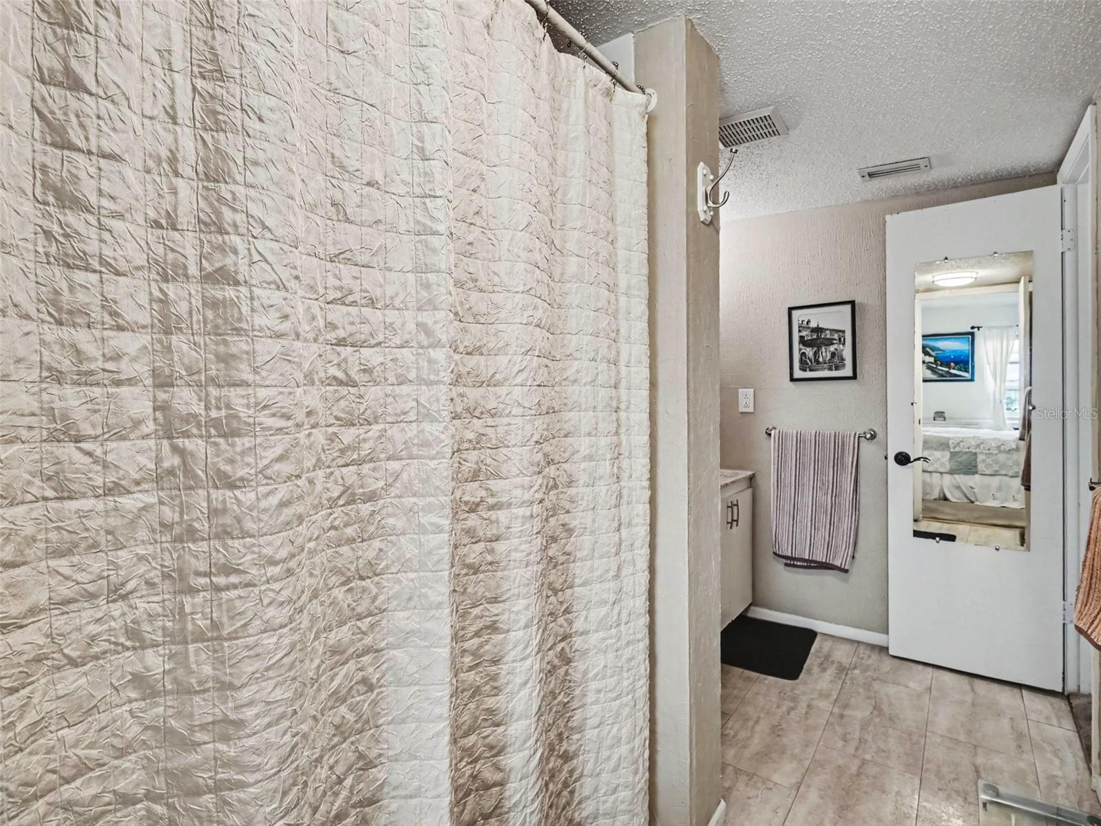 4137 Lake Bayshore Dr #c505 Property Photo 16