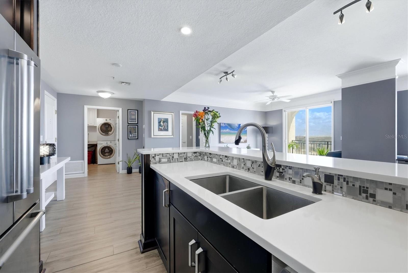 750 Tamiami Trl #1506 Property Photo 14