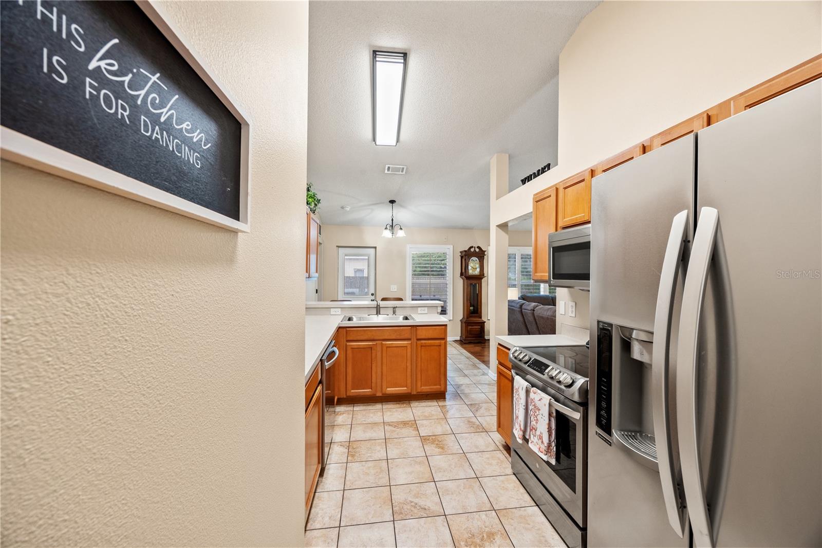 12167 Warwick Cir Property Photo 14
