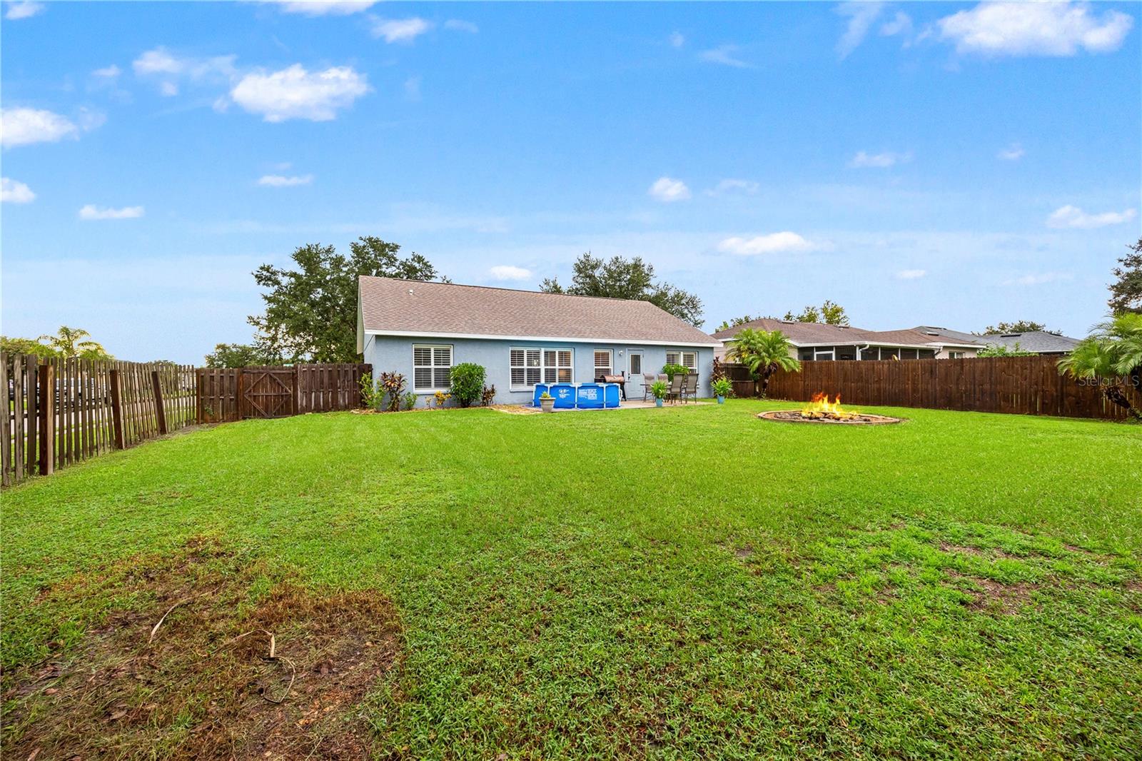 12167 Warwick Cir Property Photo 29