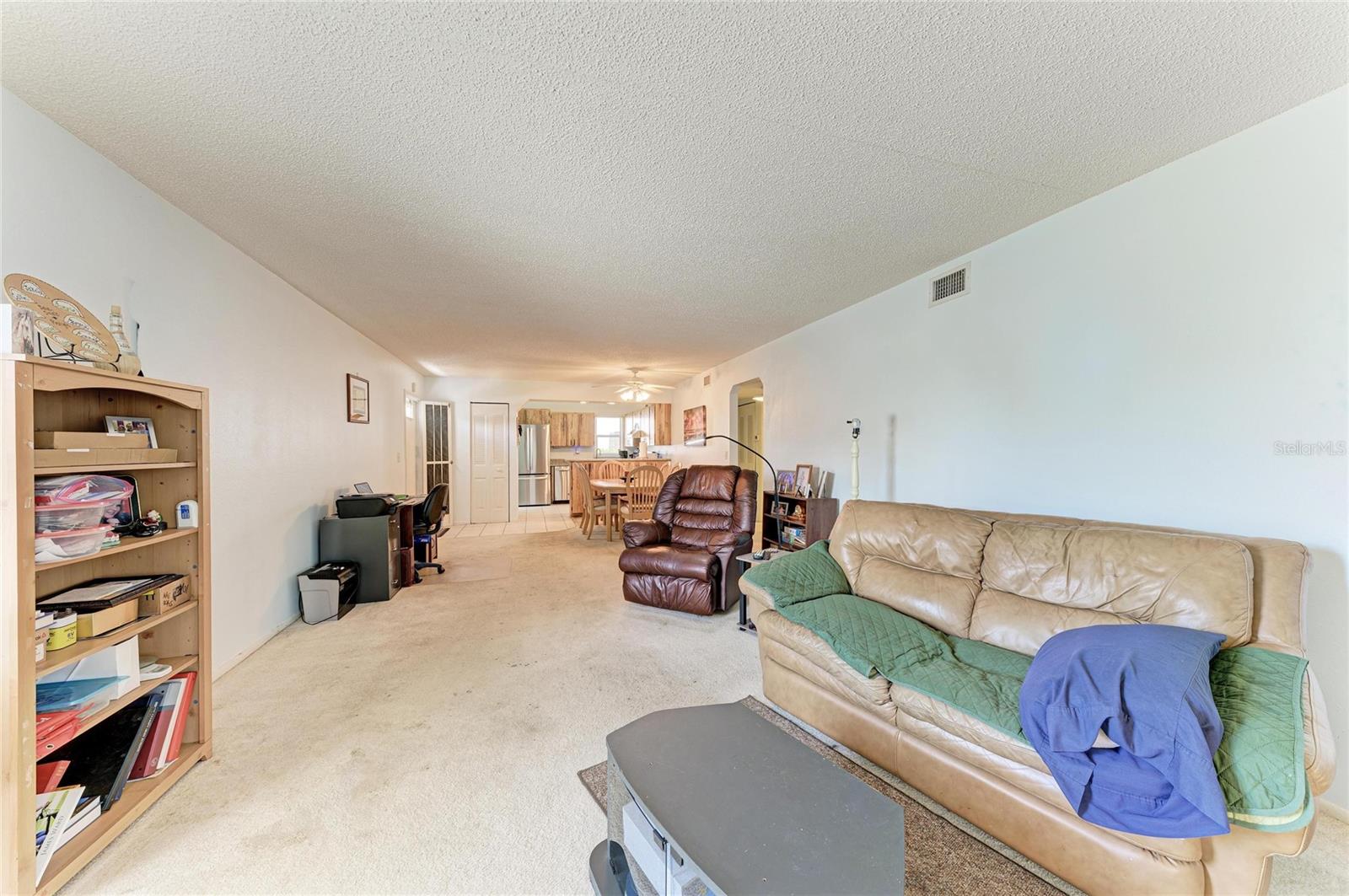 5400 34th St W #a10 Property Photo 9