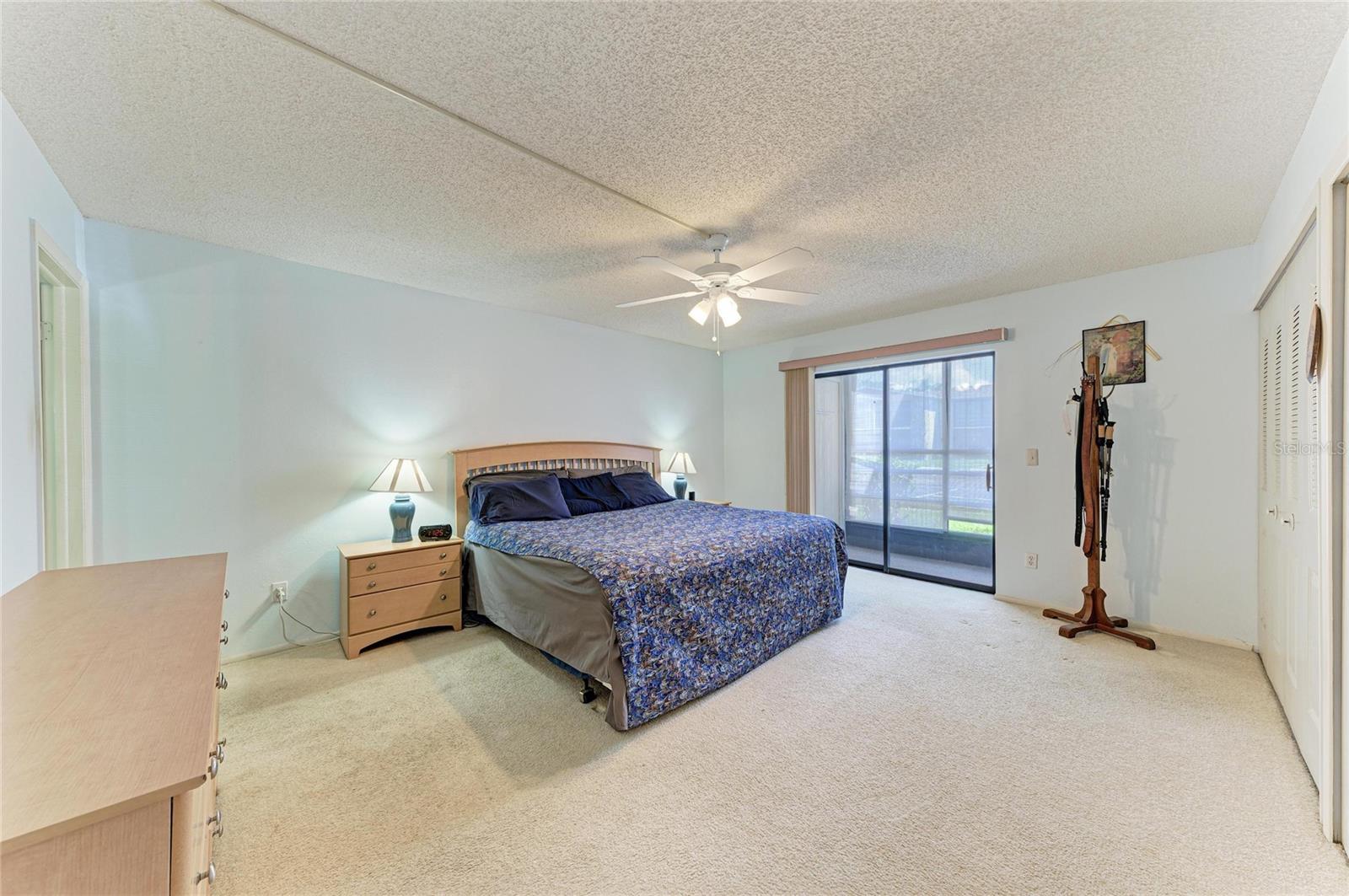 5400 34th St W #a10 Property Photo 17