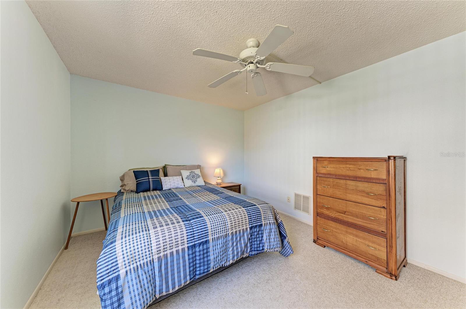 5400 34th St W #a10 Property Photo 23
