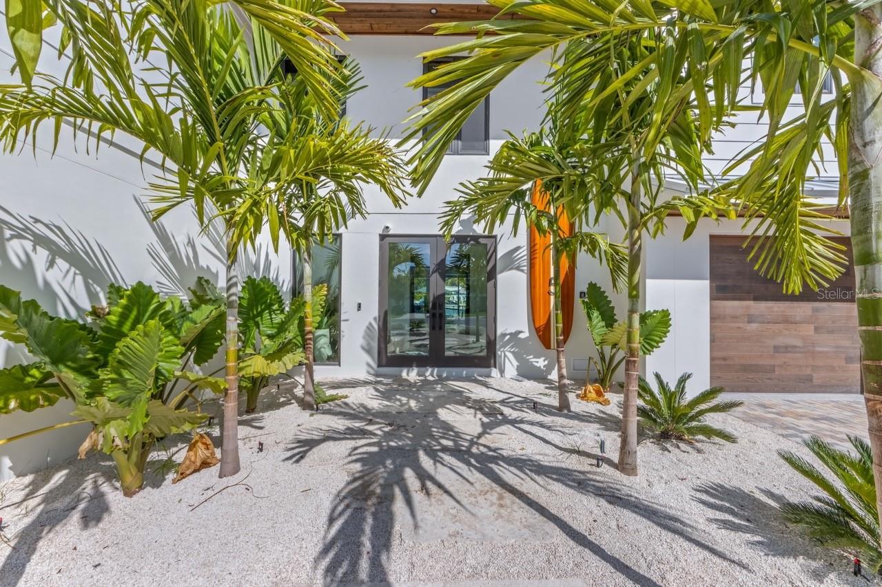515 Loquat Dr Property Photo 4