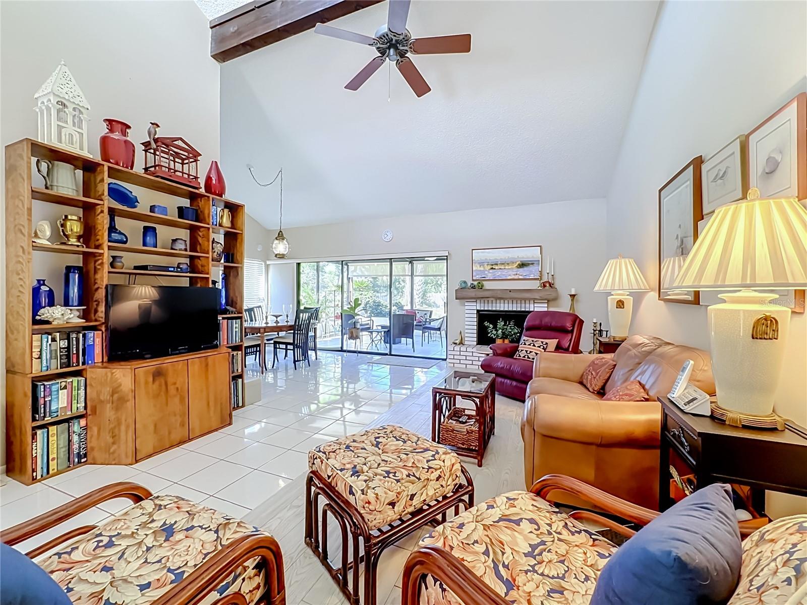 6010 Courtside Dr Property Photo 7