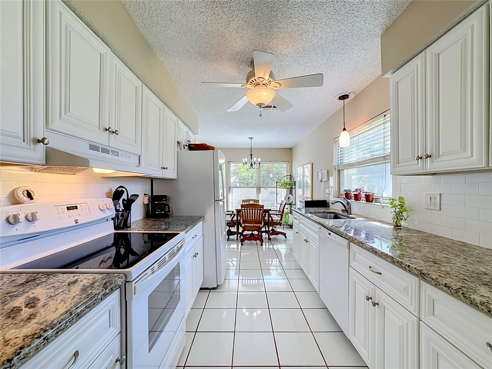 6010 Courtside Dr Property Photo 15