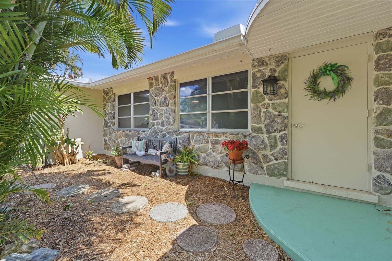 437 Beach Park Blvd Property Photo 5