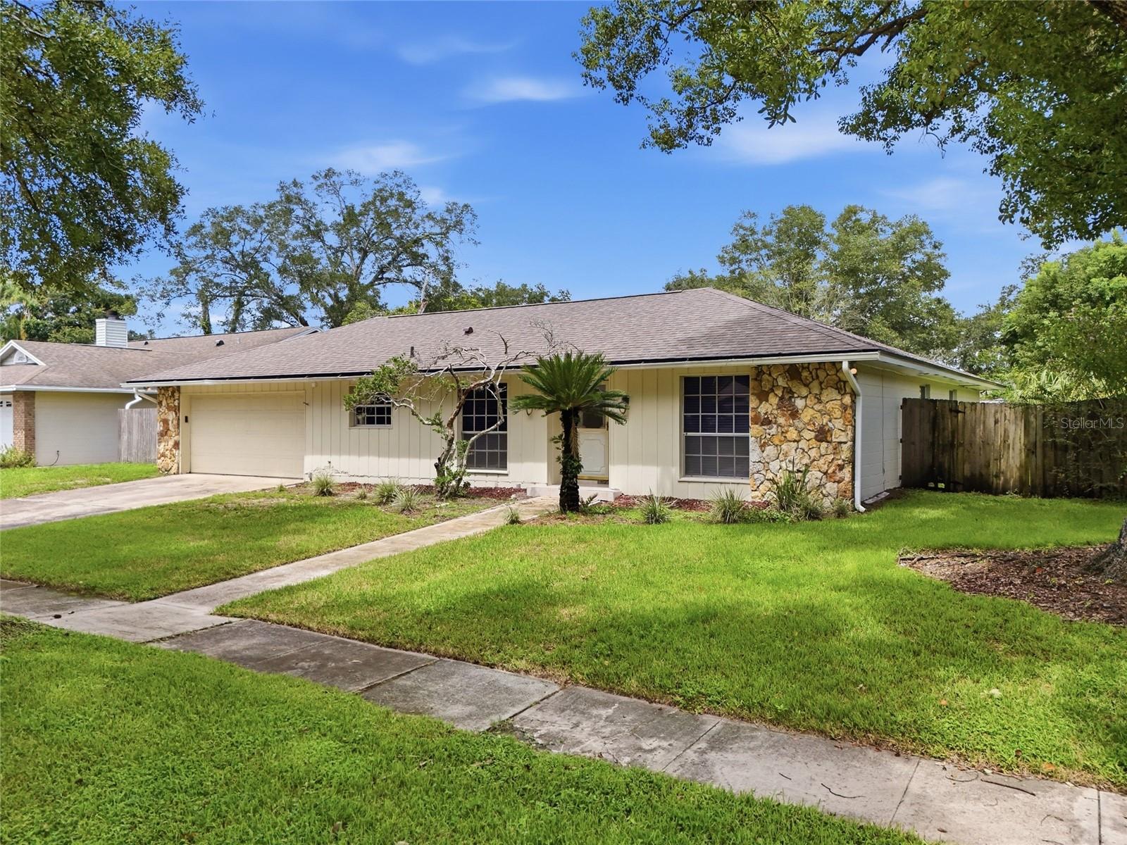 1015 Bonita Dr Property Photo 3
