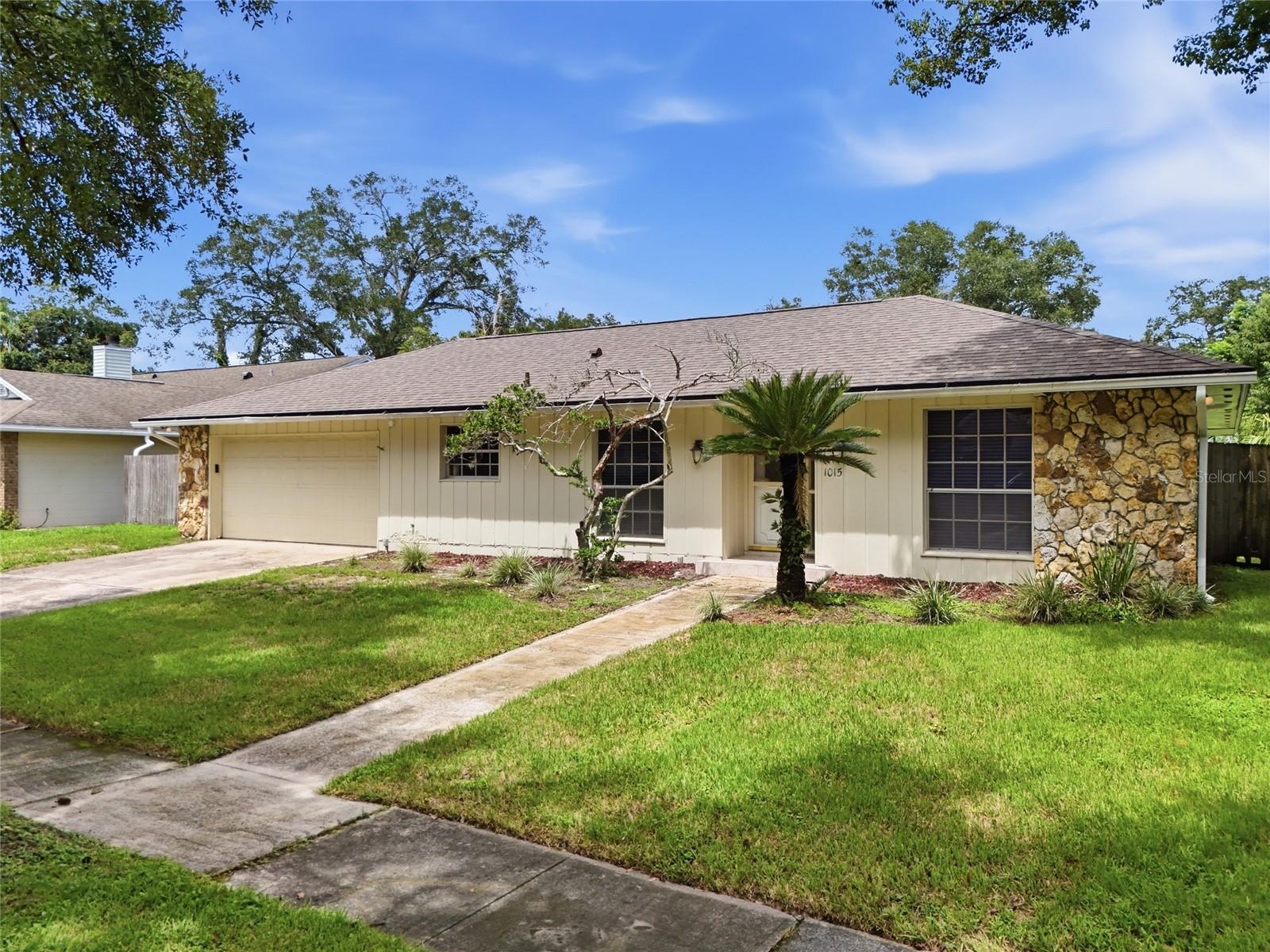 1015 Bonita Dr Property Photo 4