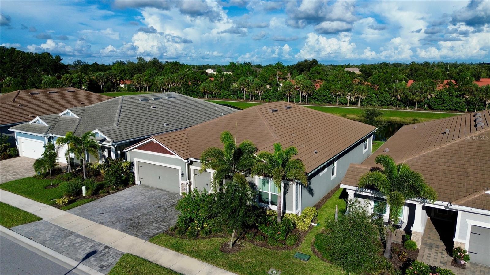 5769 Long Shore Loop Property Photo 2