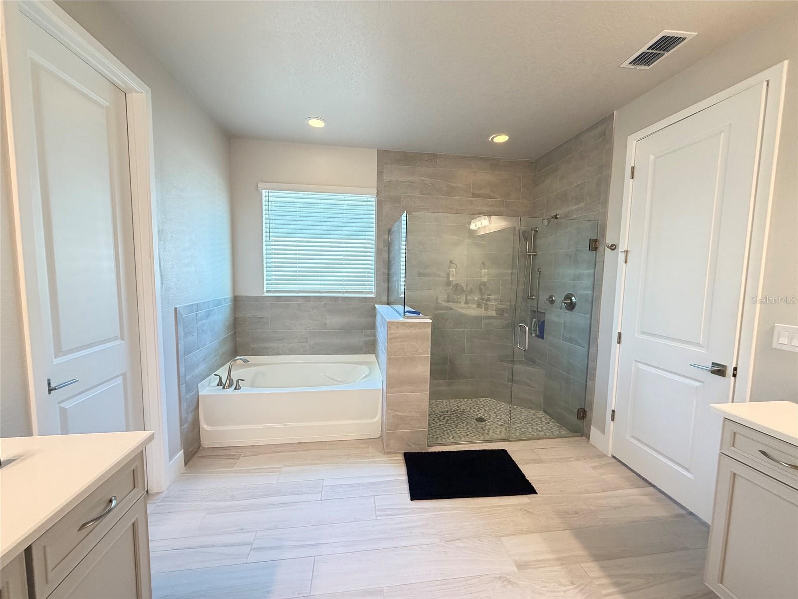 5769 Long Shore Loop Property Photo 15