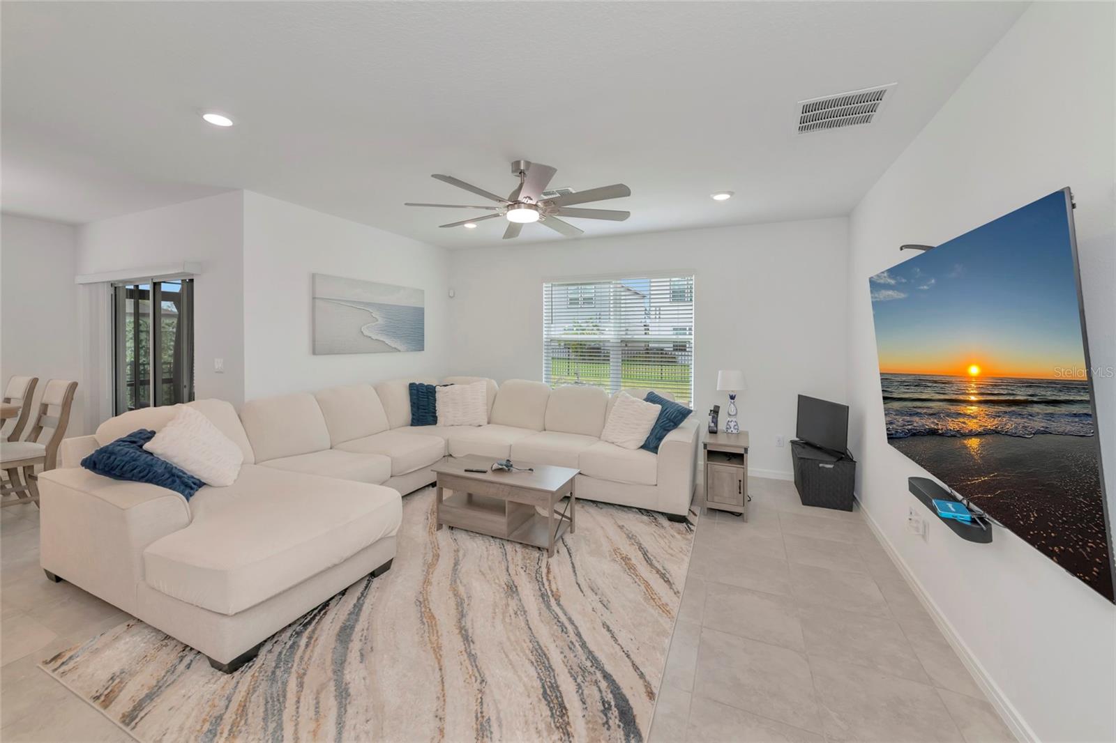 11742 Moonsail Dr Property Photo 4