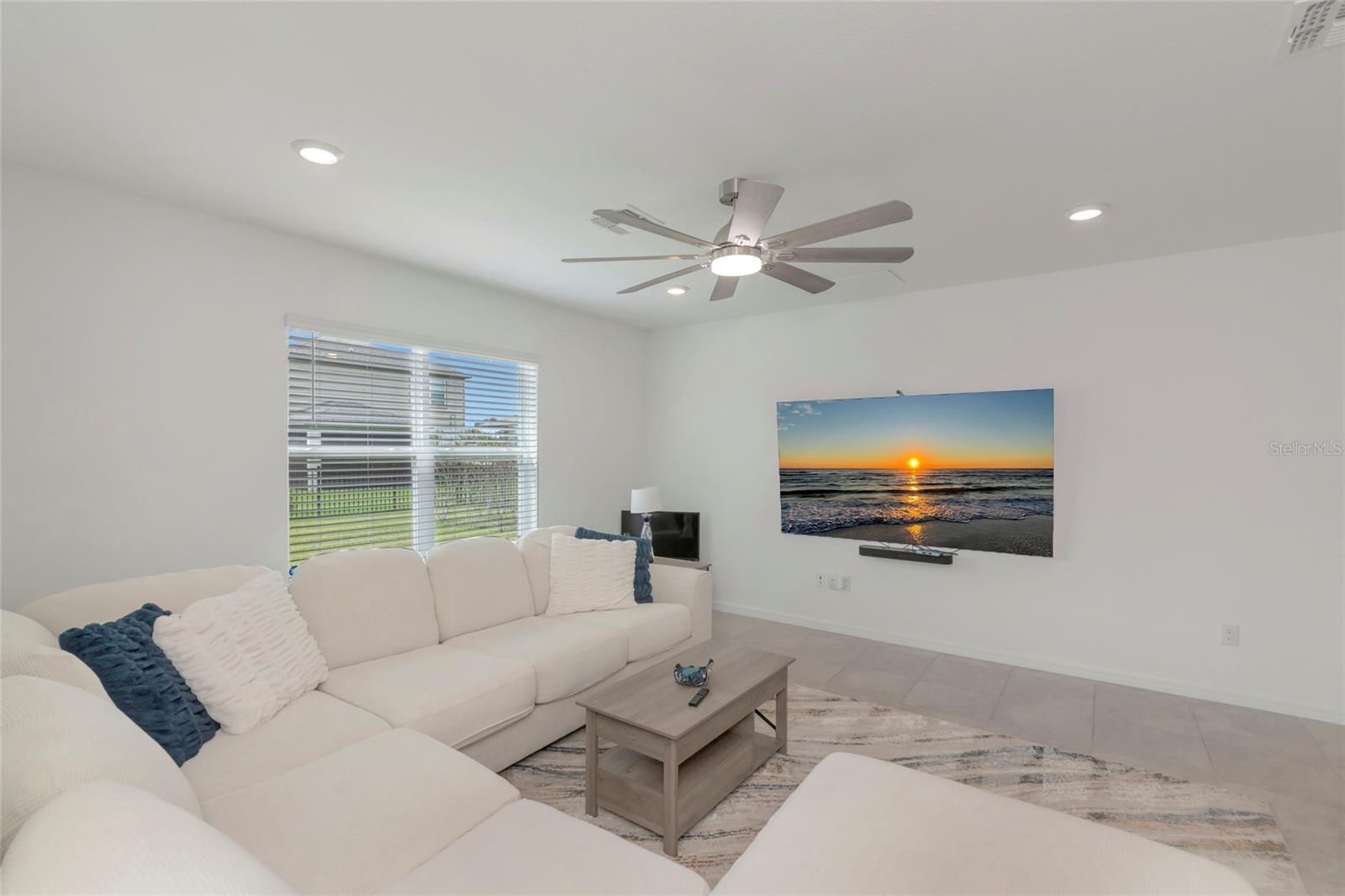 11742 Moonsail Dr Property Photo 8