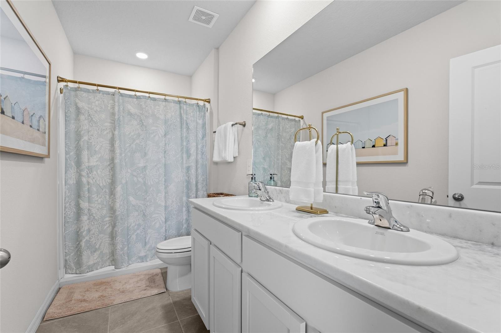 17668 Crescent Moon Loop Property Photo 13