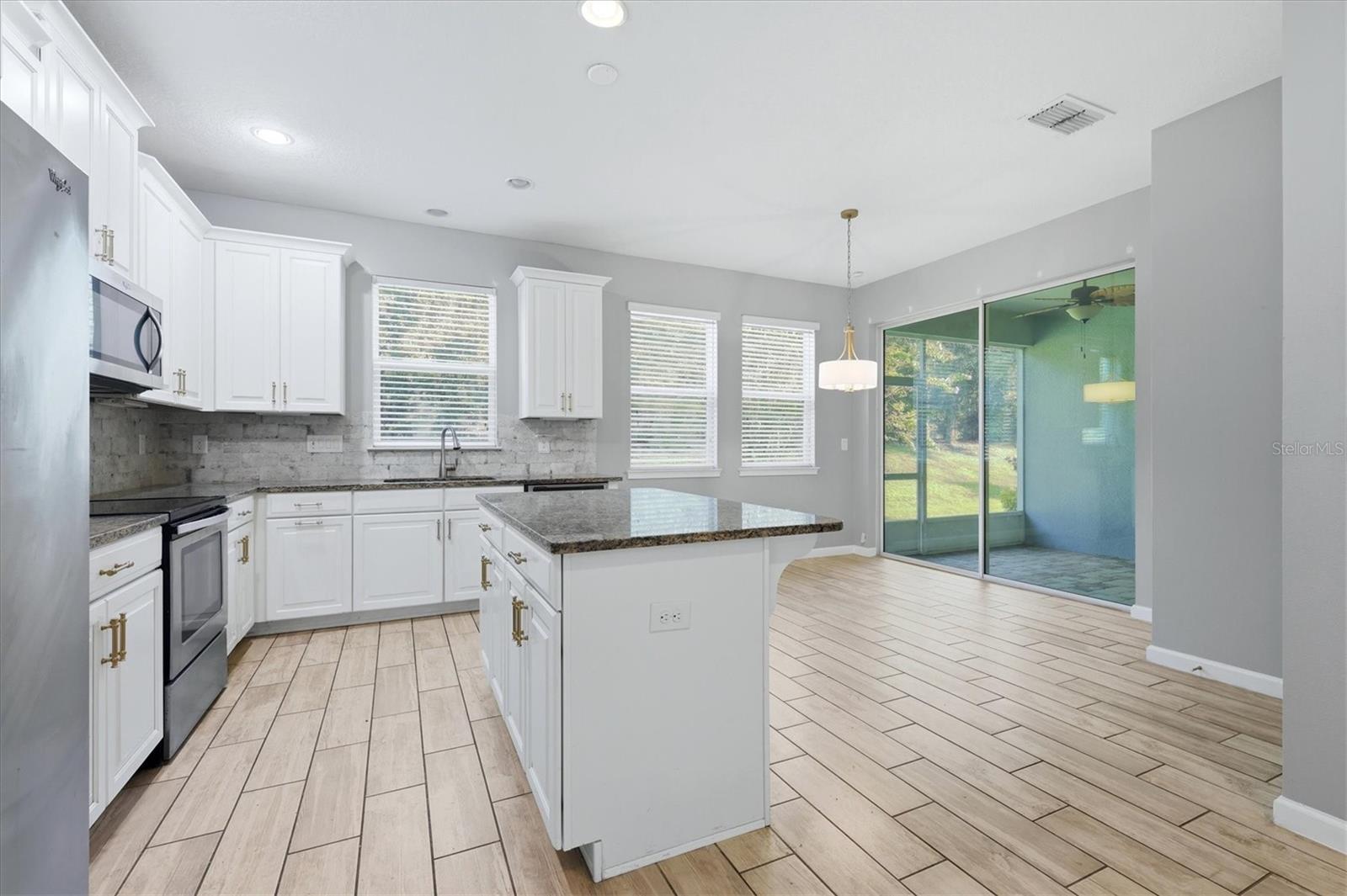 11705 Meadowgate Pl Property Photo 9