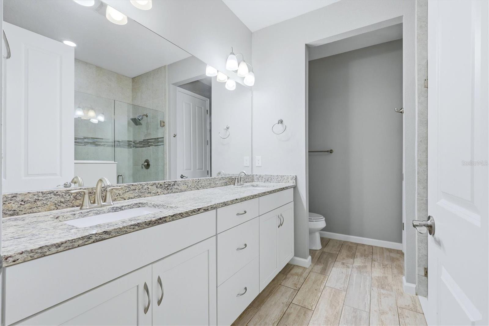 11705 Meadowgate Pl Property Photo 21