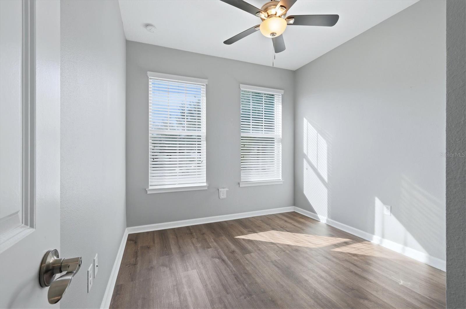 11705 Meadowgate Pl Property Photo 28