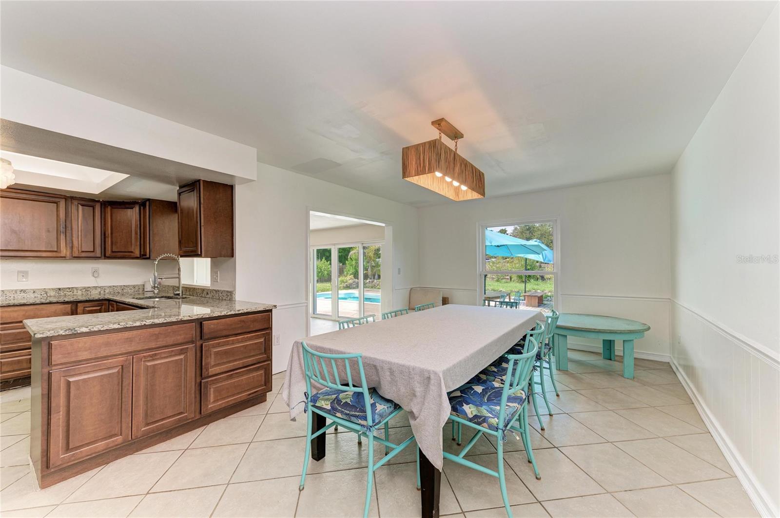 2219 Lockwood Meadows Cir Property Photo 18
