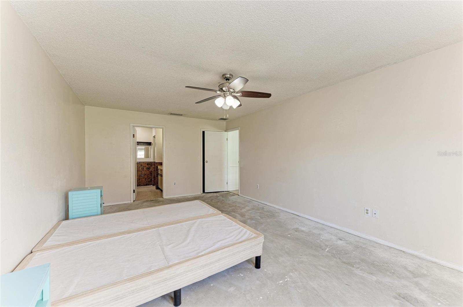 2219 Lockwood Meadows Cir Property Photo 23