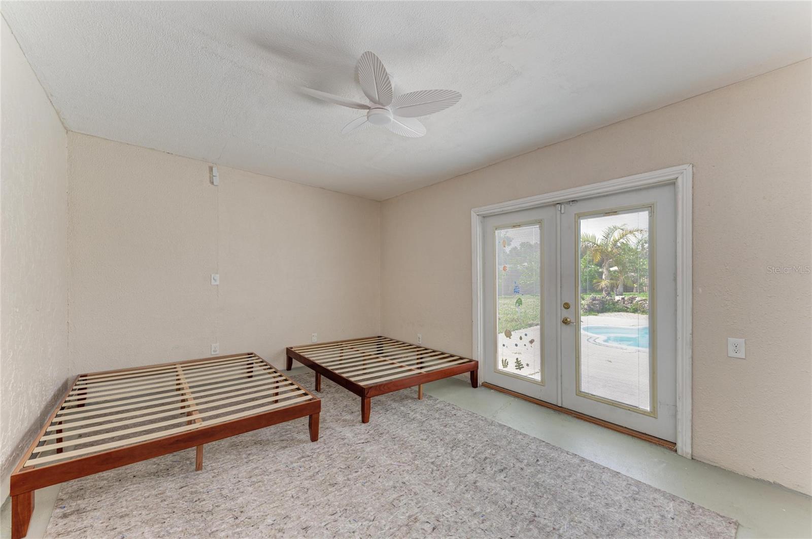 2219 Lockwood Meadows Cir Property Photo 32