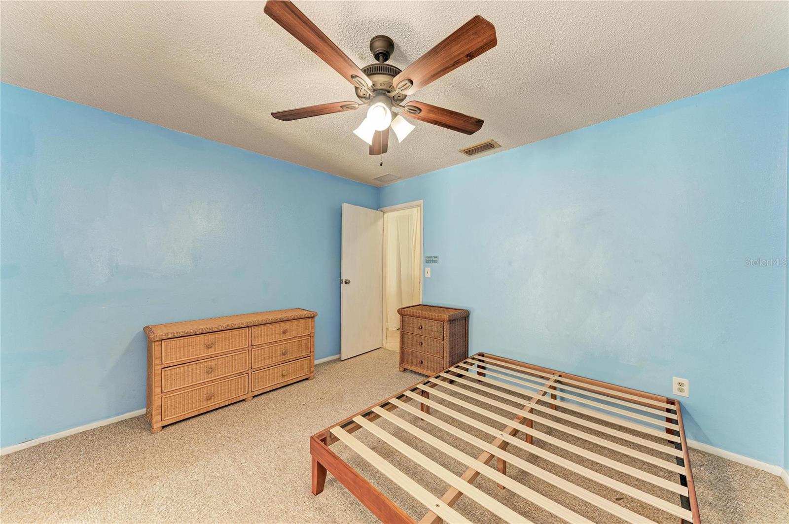 2219 Lockwood Meadows Cir Property Photo 33