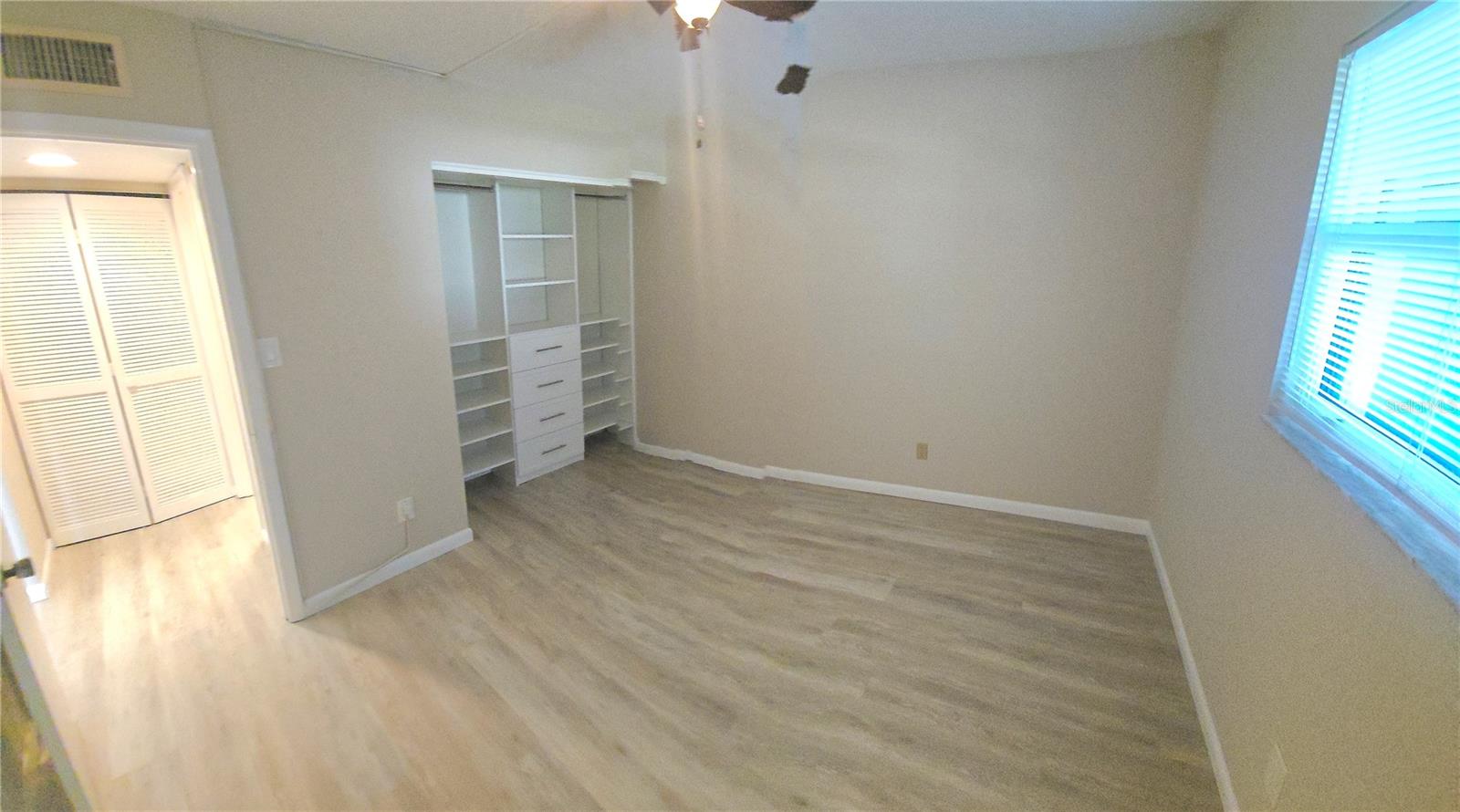 1650 Pine Tree Ln #204 Property Photo 17