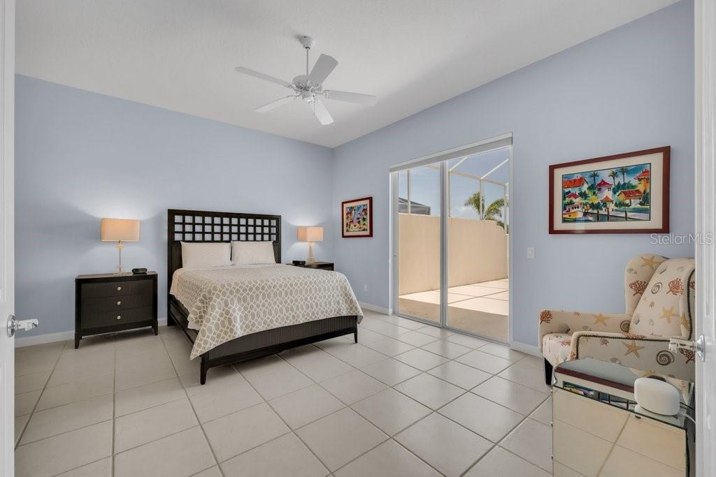 8375 Jesolo Ln Property Photo 11