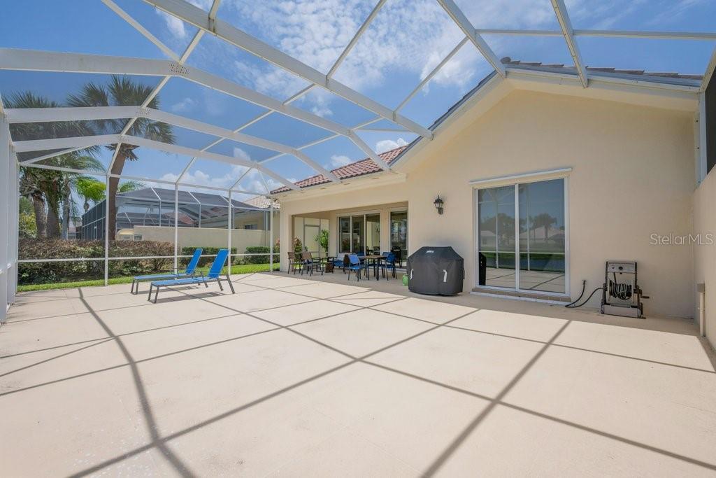 8375 Jesolo Ln Property Photo 20