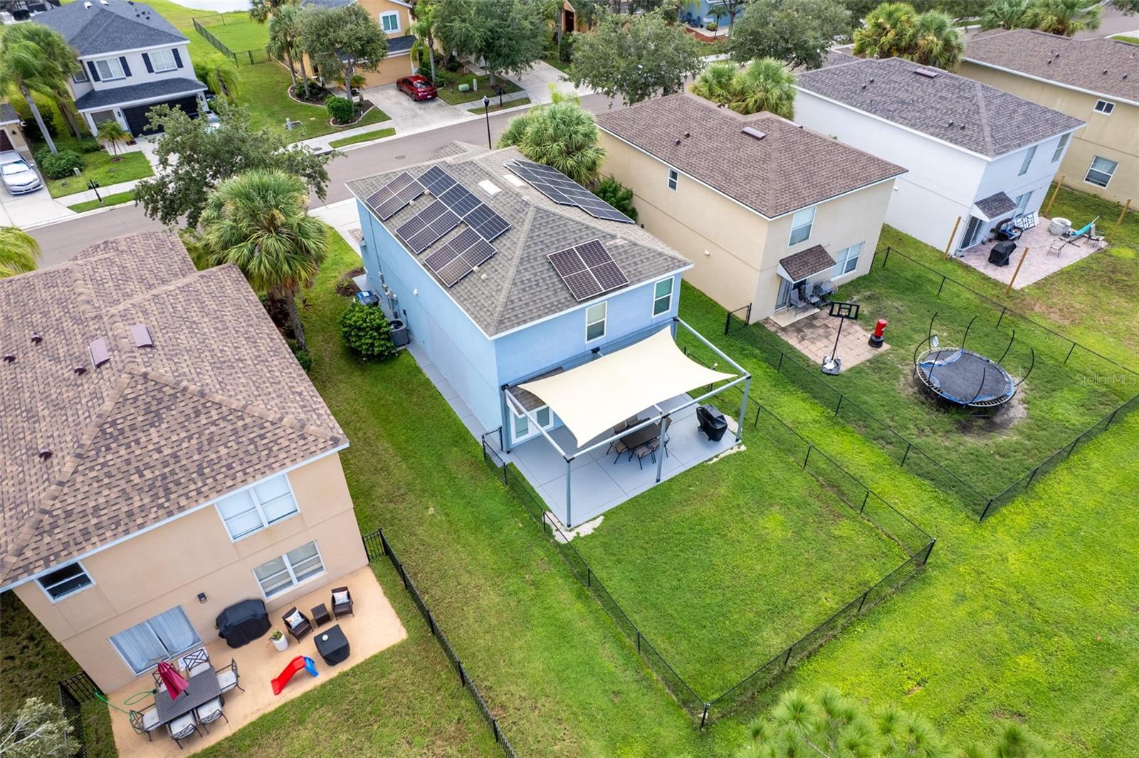 206 Beacon Harbour Loop Property Photo 2