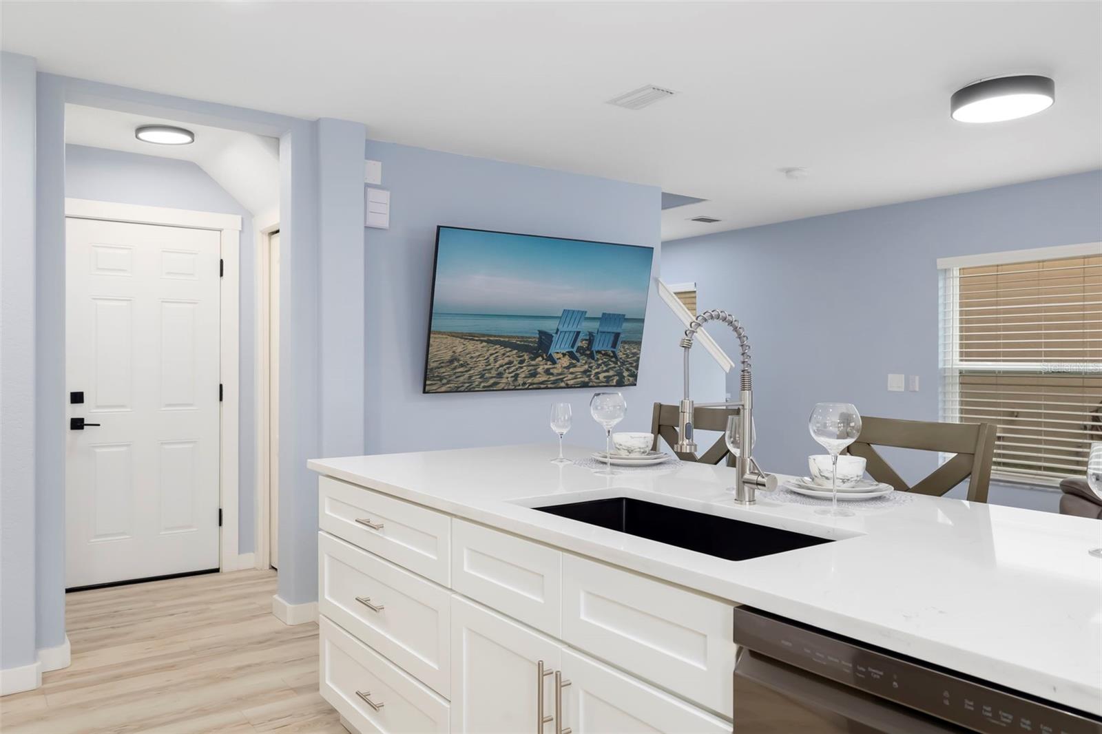 206 Beacon Harbour Loop Property Photo 12