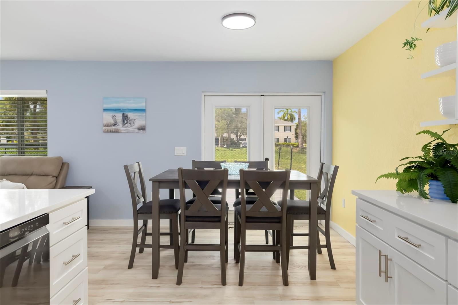 206 Beacon Harbour Loop Property Photo 13