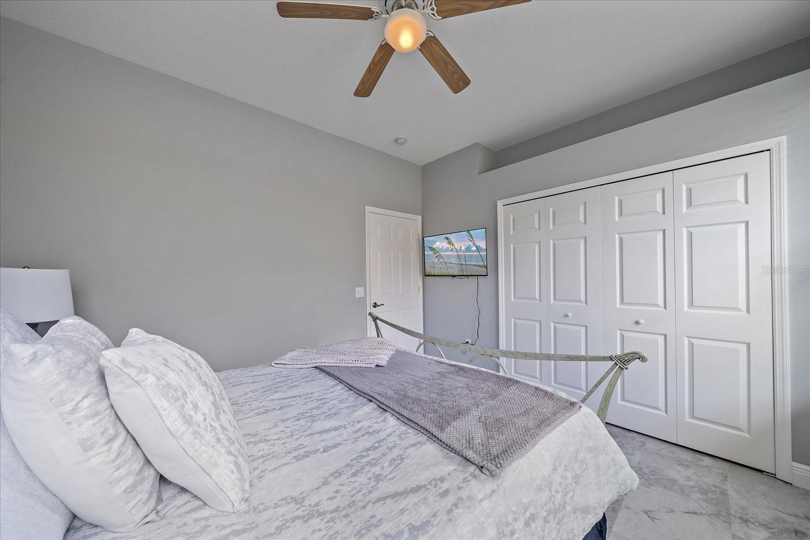 8015 Spring Marsh Dr Property Photo 20