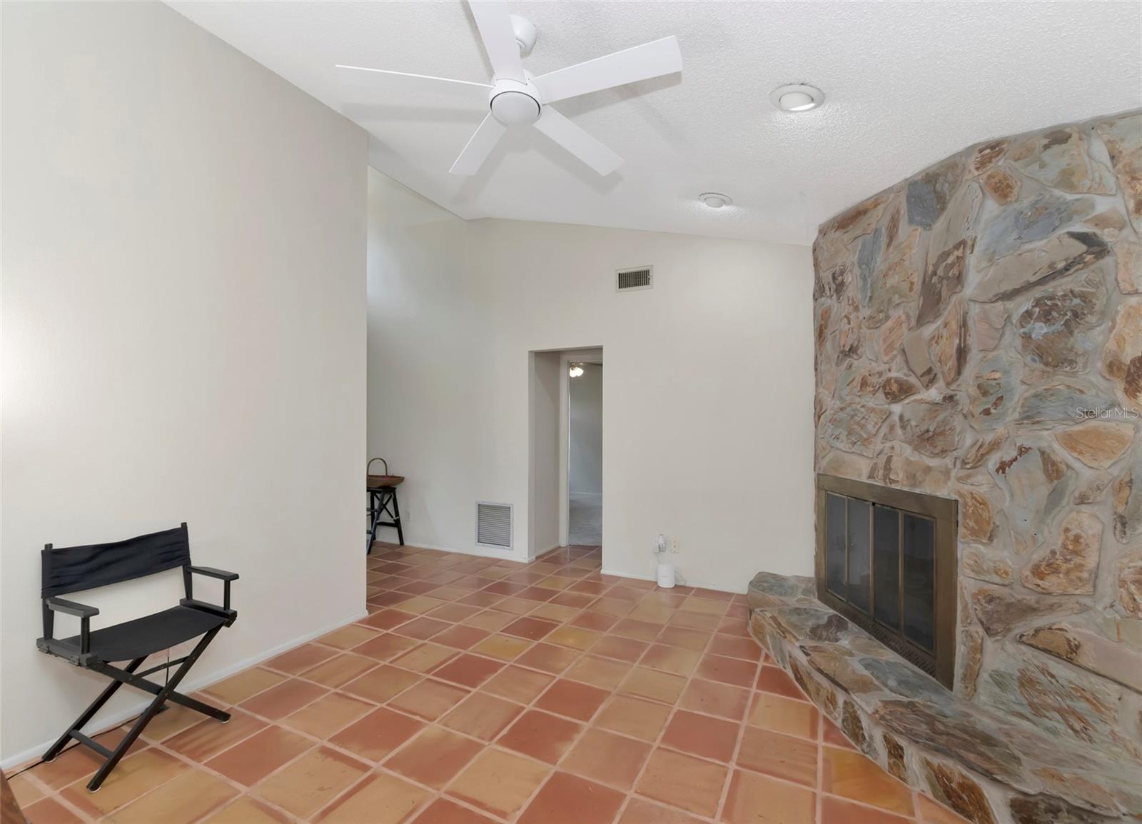 1351 Mustang St Property Photo 7
