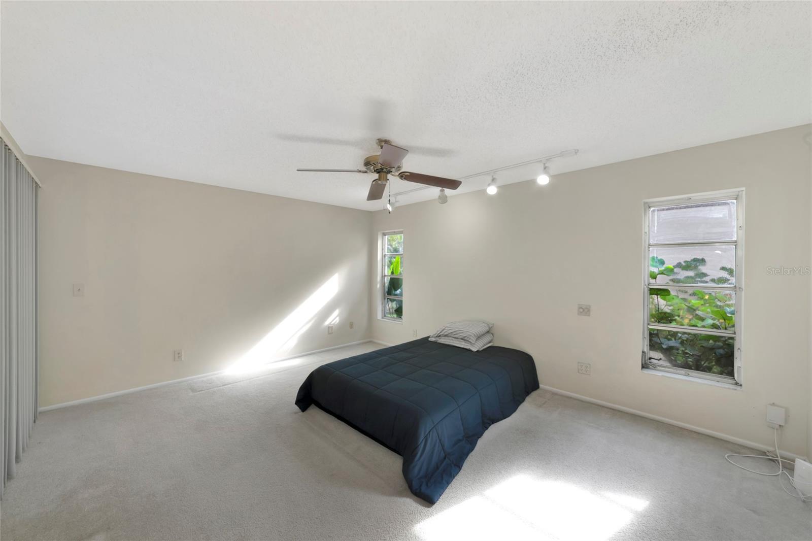 1351 Mustang St Property Photo 18