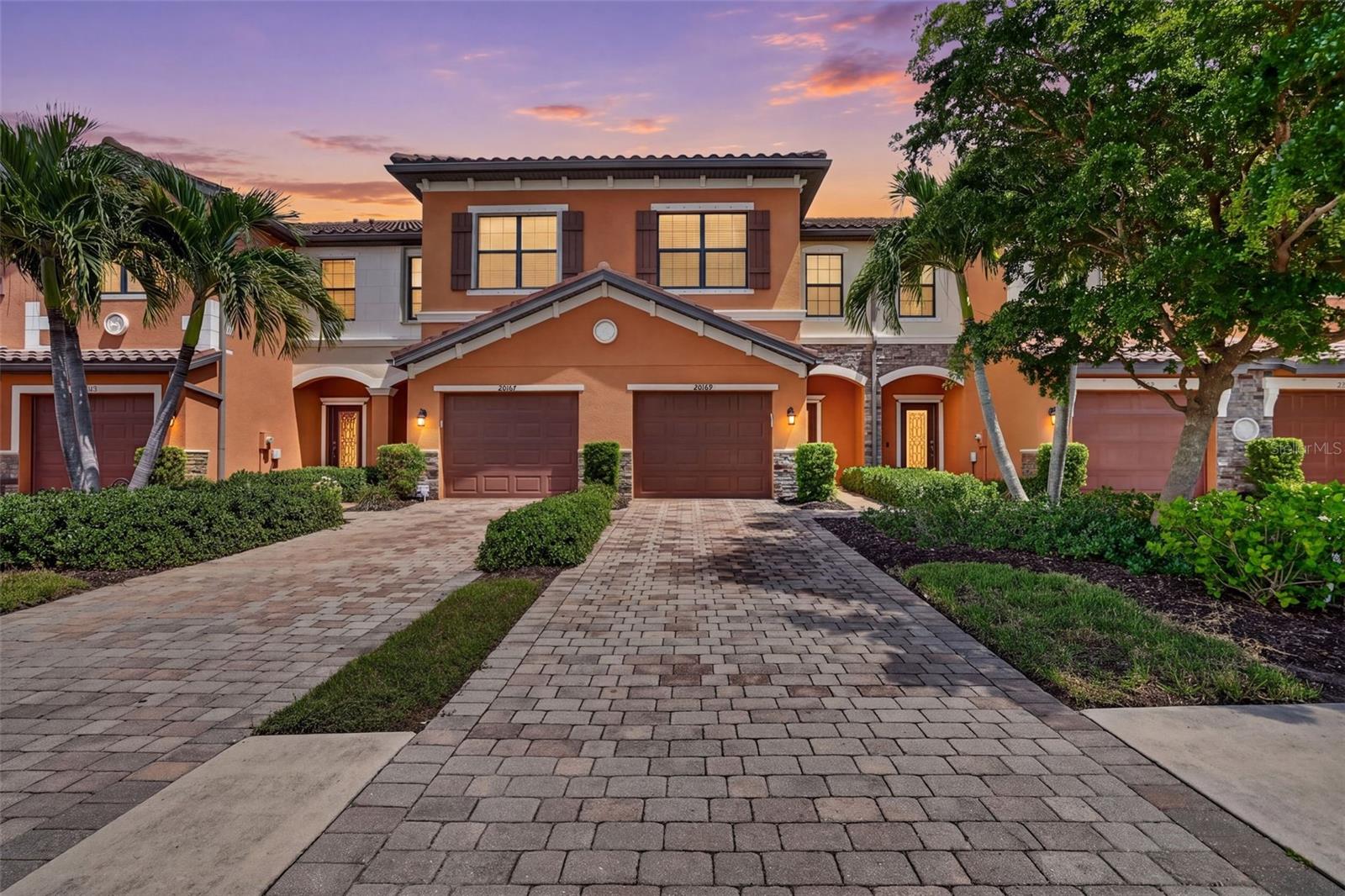 20169 LAGENTE CIR Property Photo 1