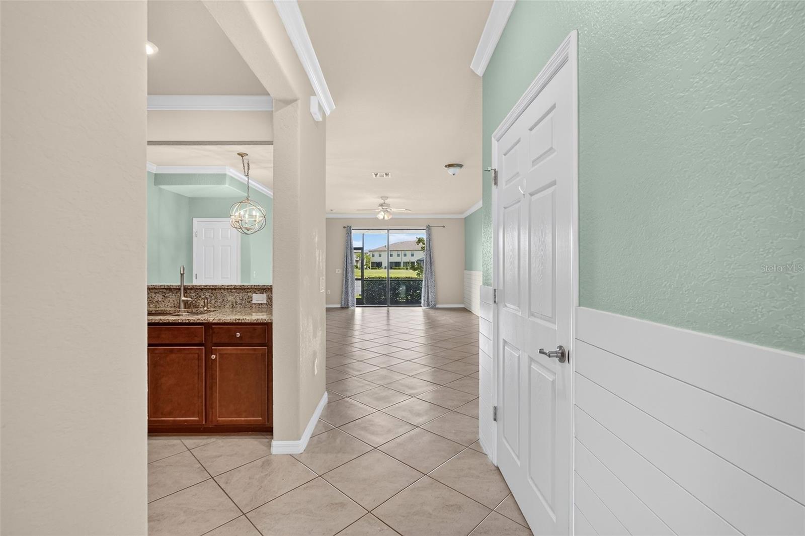 20169 Lagente Cir Property Photo 8