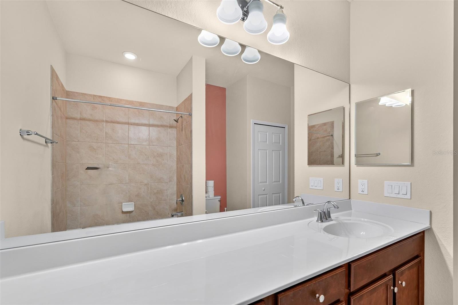20169 Lagente Cir Property Photo 30