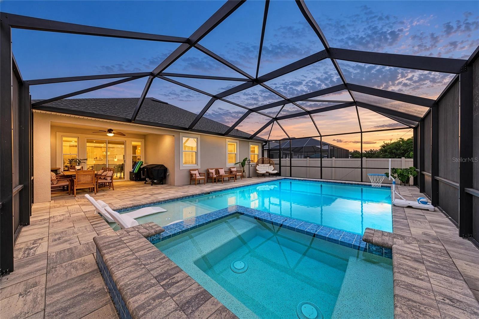 11227 Spring Gate Trl Property Photo 3