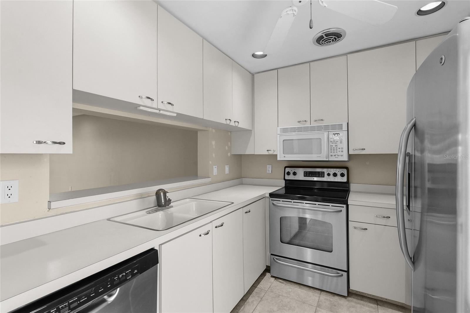 3032 Ringwood Mdw #17 Property Photo 18