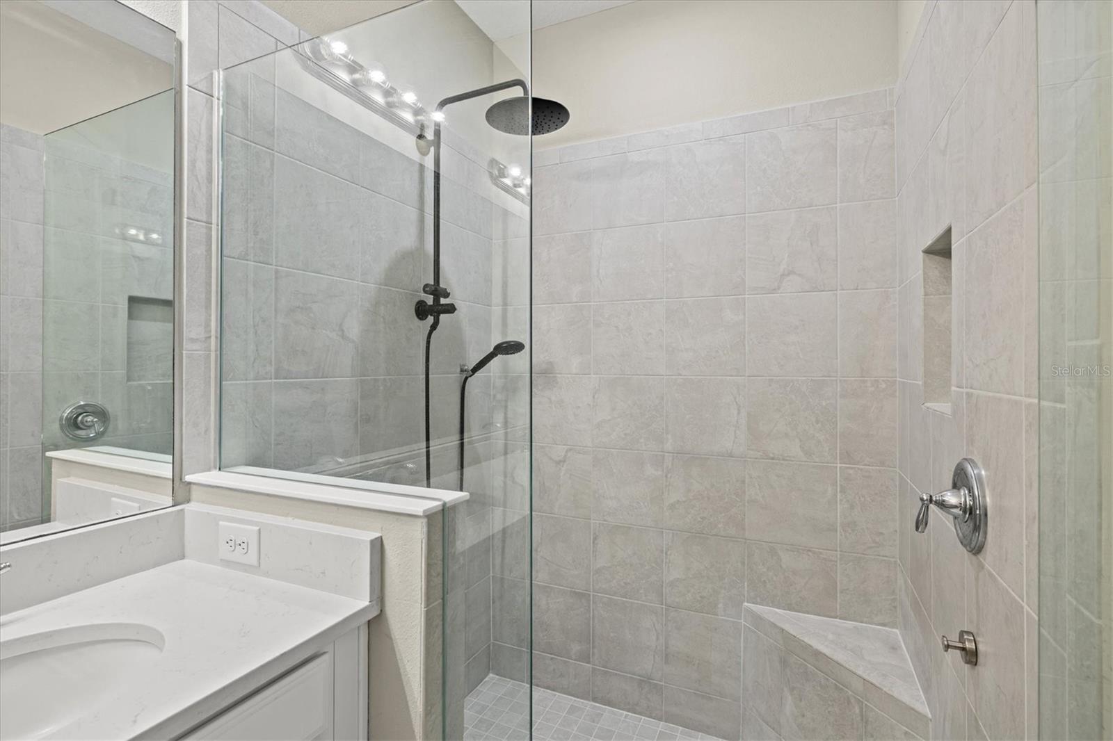 15233 Shady Palms Ln Property Photo 27