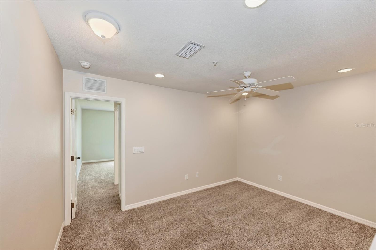 13068 Tigers Eye Dr Property Photo 23