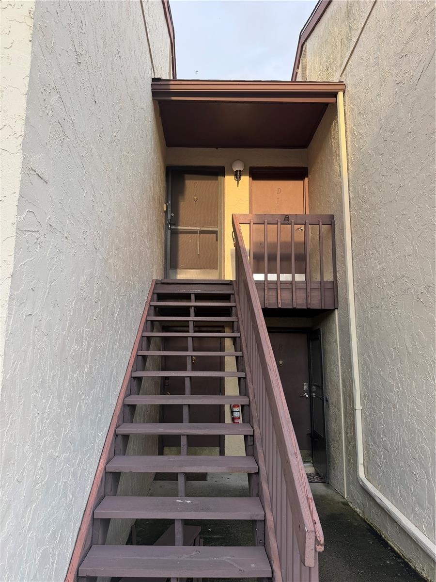 2716 Hidden Lake Blvd #c Property Photo 3