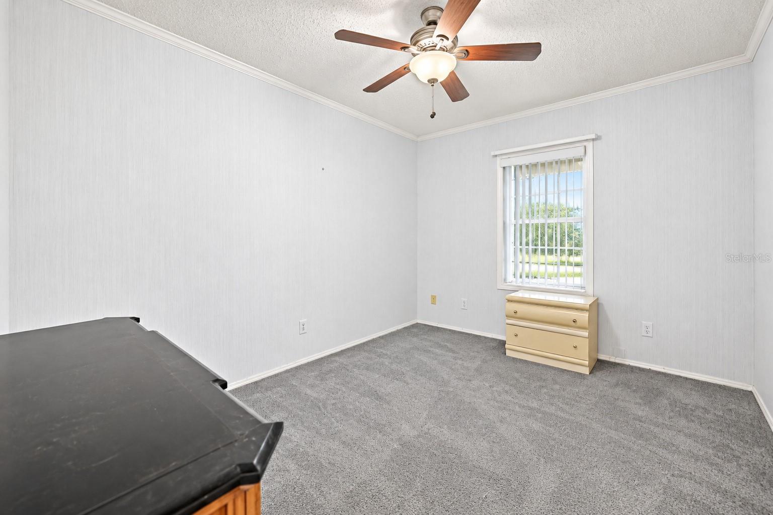 29206 Crawford Ave Property Photo 8
