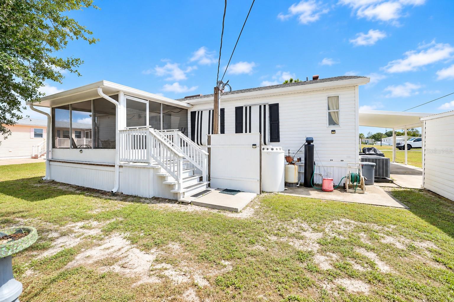 29206 Crawford Ave Property Photo 15