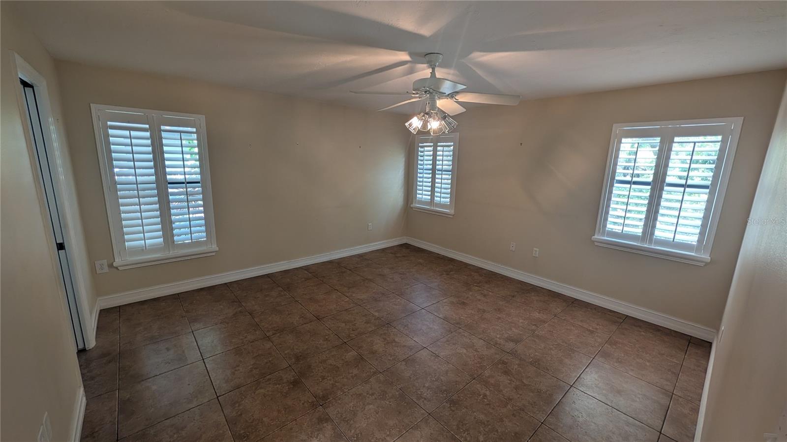4615 Oak Forest Dr E #22 Property Photo 15