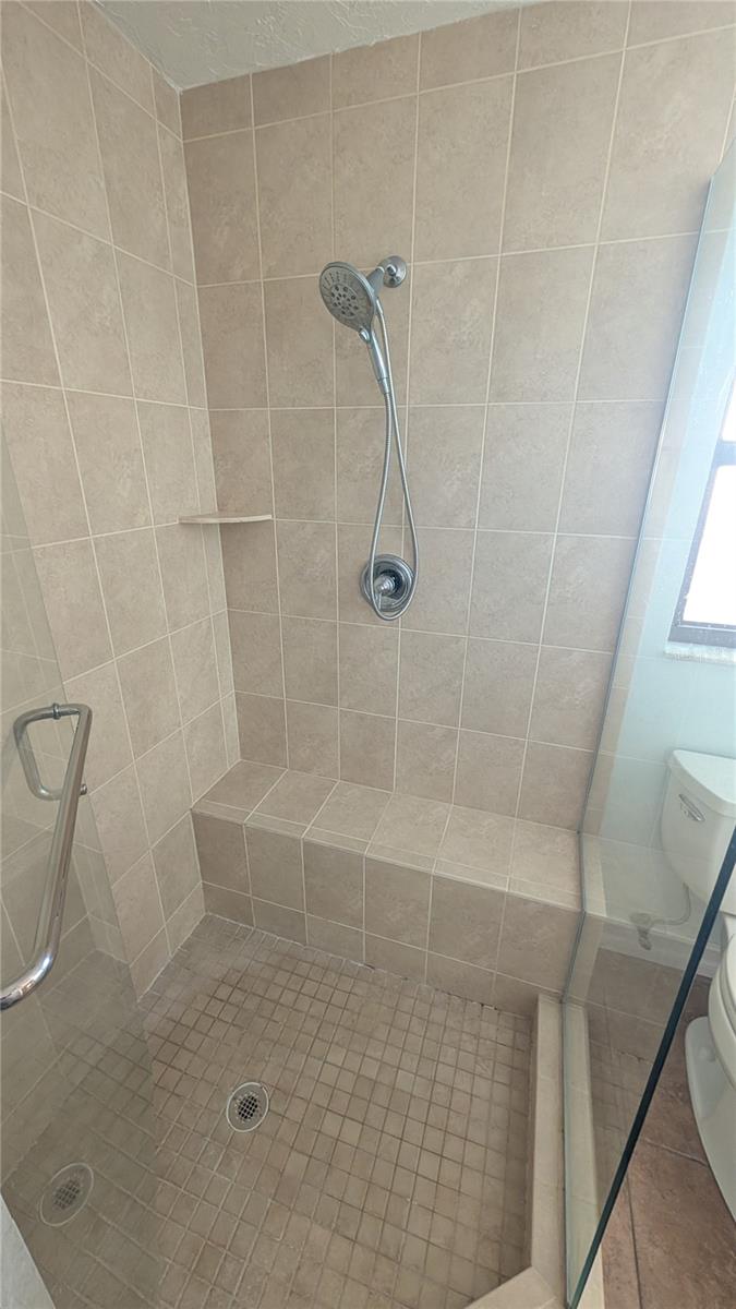 4615 Oak Forest Dr E #22 Property Photo 17