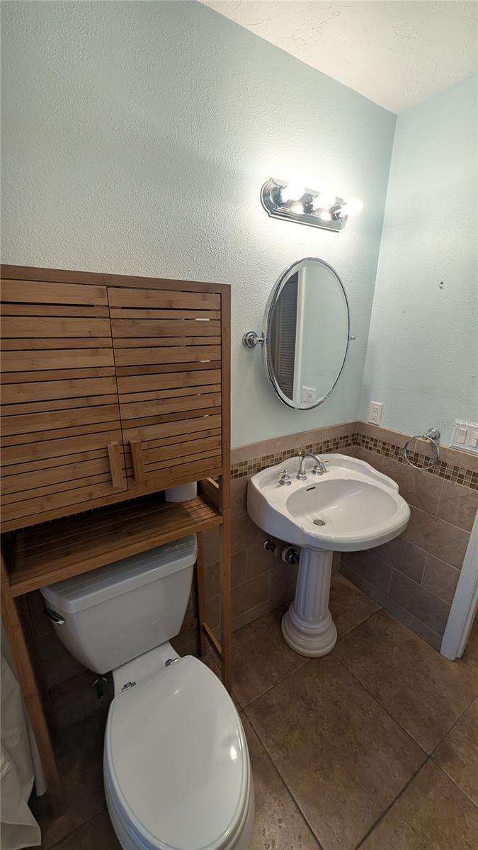 4615 Oak Forest Dr E #22 Property Photo 25