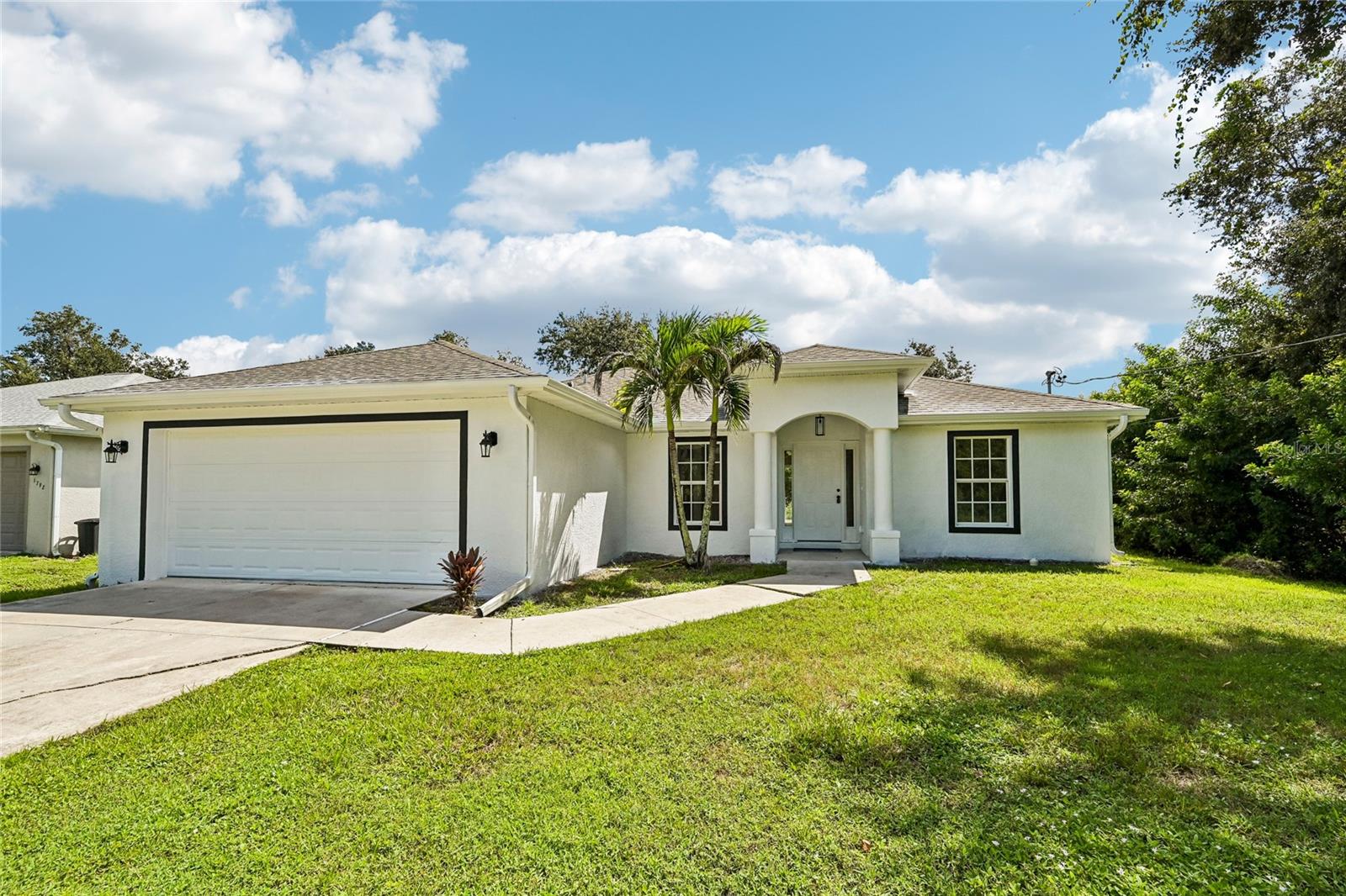 1806 Boswell St Property Photo 3