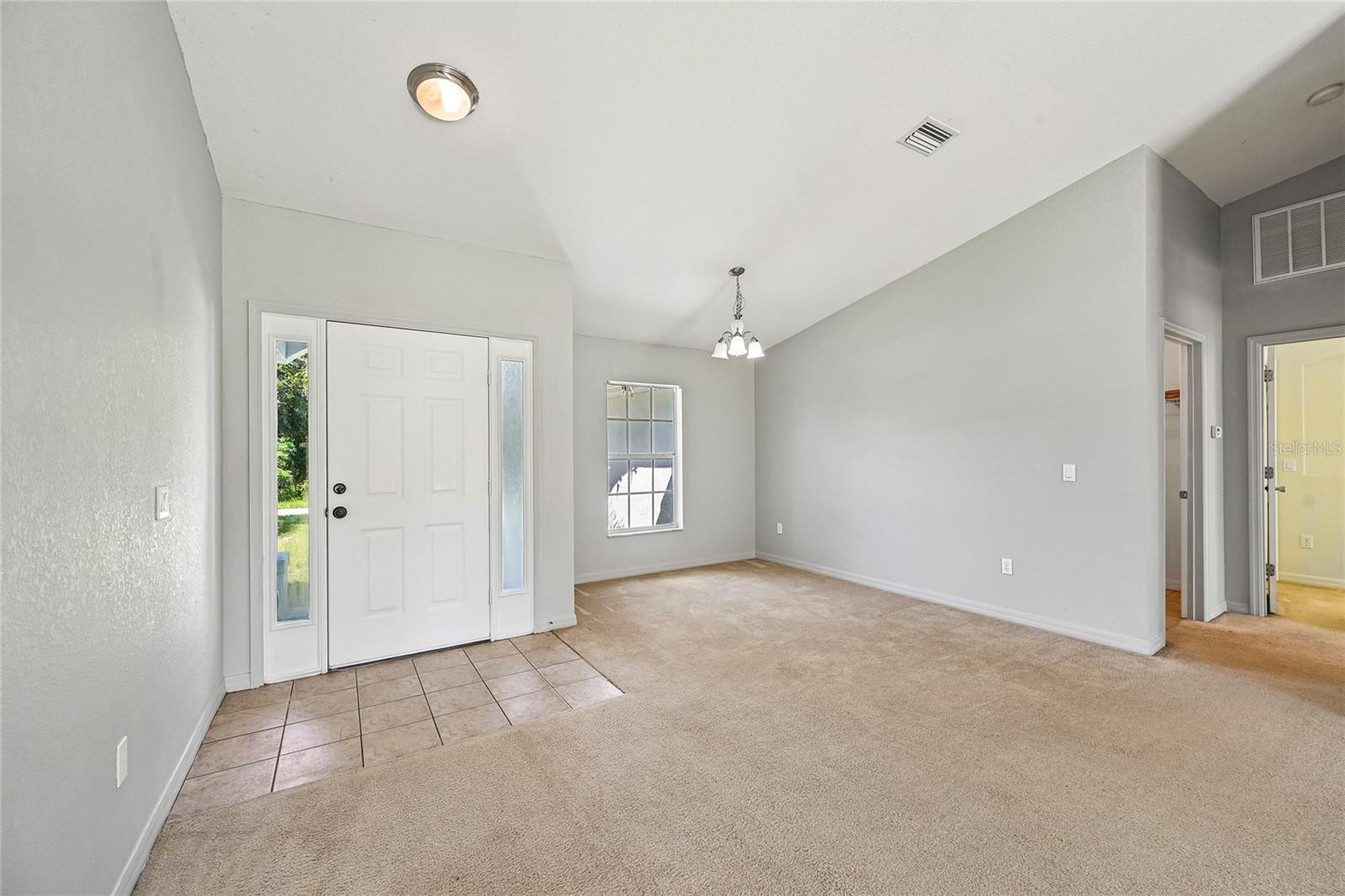 1806 Boswell St Property Photo 8