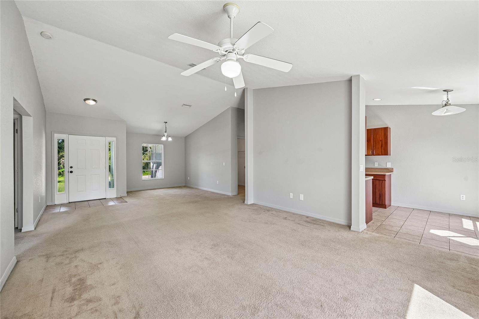 1806 Boswell St Property Photo 14